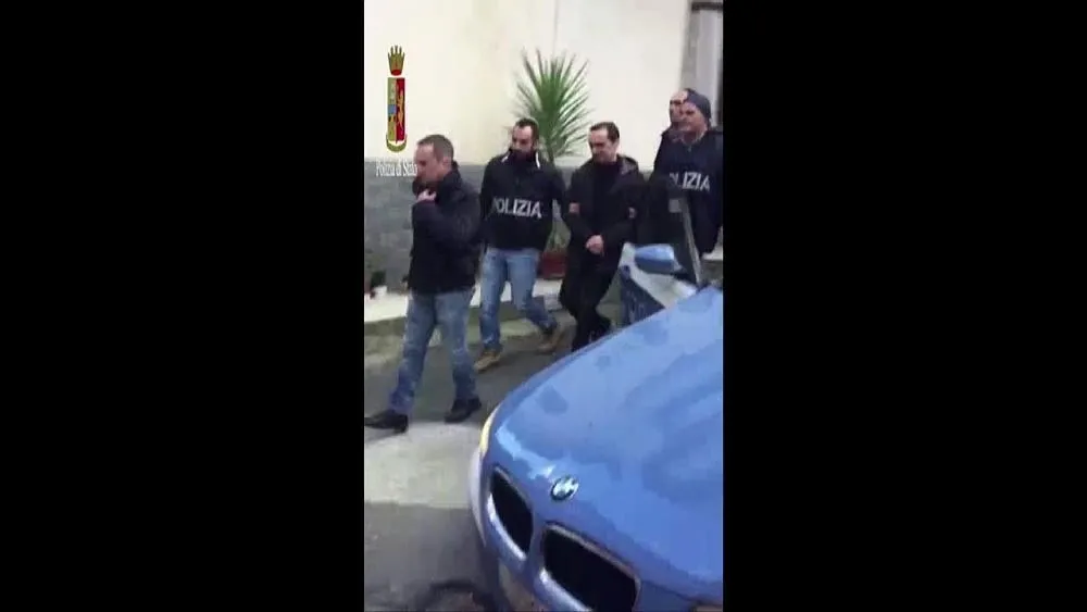 Yakalanan mafya babası Pesce'den ilginç istek - 1