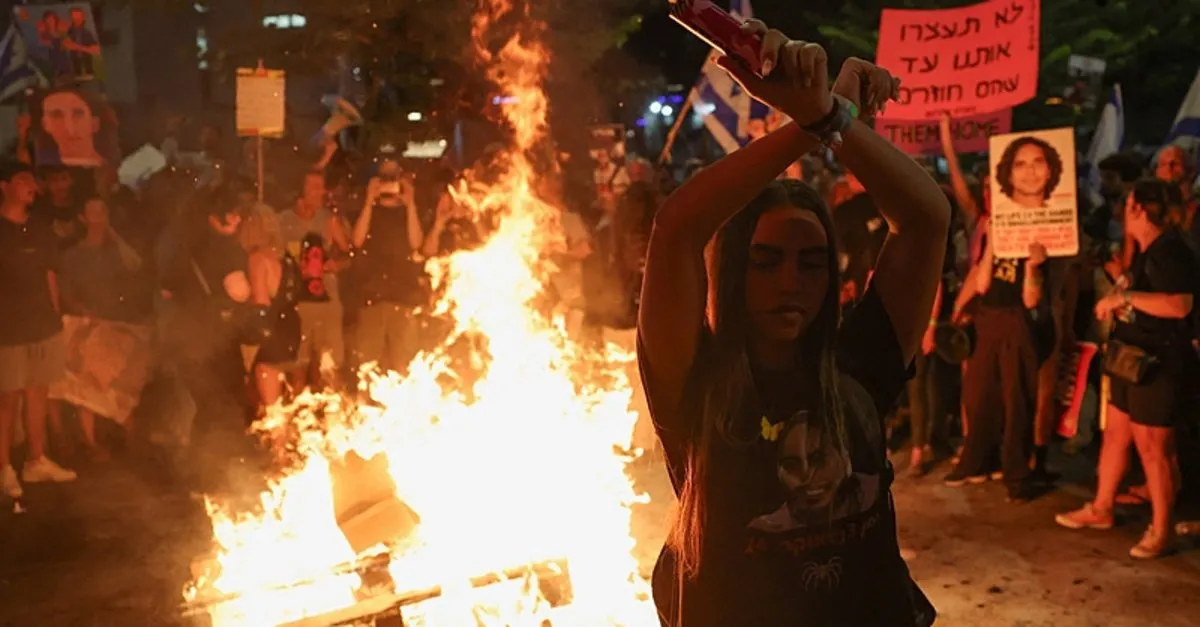 Tel Aviv'de isyan bayrağı! Halk ihtilali polise karşı