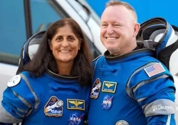 NASA astronotları 9 ay sonra dünyaya döndü!