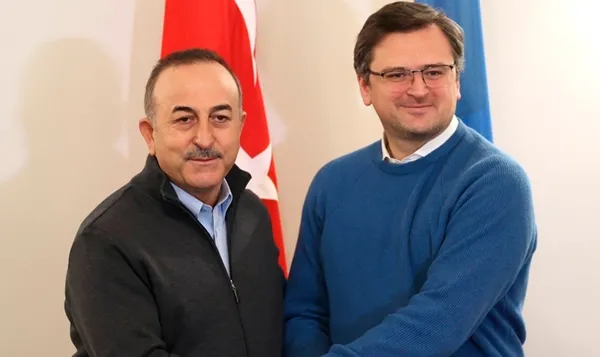 son-dakika-disisleri-bakani-mevlut-cavusoglu-ukrayna-disisleri-bakani-kuleba-ile-gorustu-1665394128836.jpg Son dakika: Dışişleri Bakanı Mevlüt Çavuşoğlu Ukrayna Dışişleri Bakanı Kuleba ile görüştü - 3