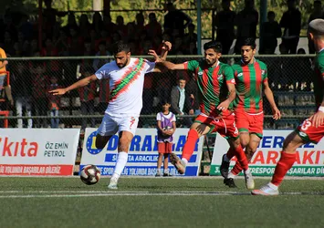 Karşıyaka final için sahada