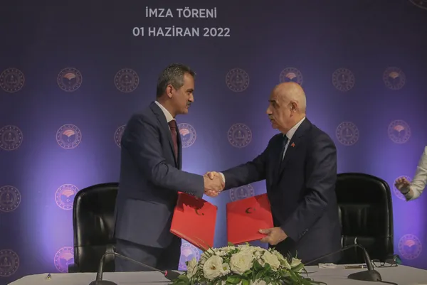 1654075905145.jpg Tarım alanında eğitim veren meslek liselerinde yeni eğitim modeli! İmzalar atıldı - 2