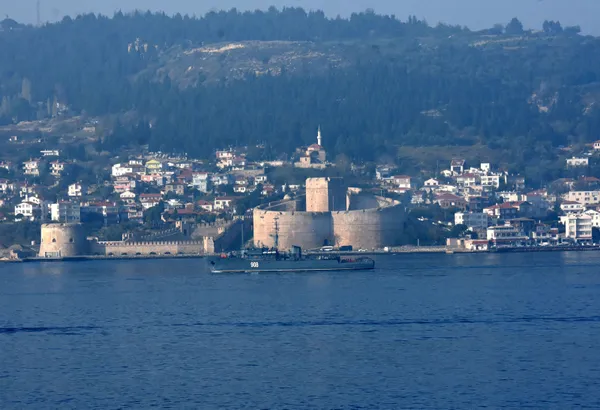Çanakkale Boğazı'nda hareketli anlar! Peş peşe geçtiler - 1