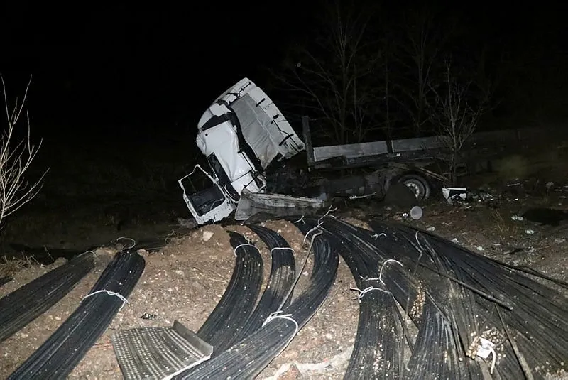 Cankiri Da Tir Kazasi 2 Olu 2 Yarali A Haber En Son Haberler