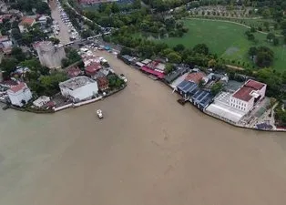 İstanbul Boğazı çamura bulandı! Sağanak sonrası havadan görüntülendi