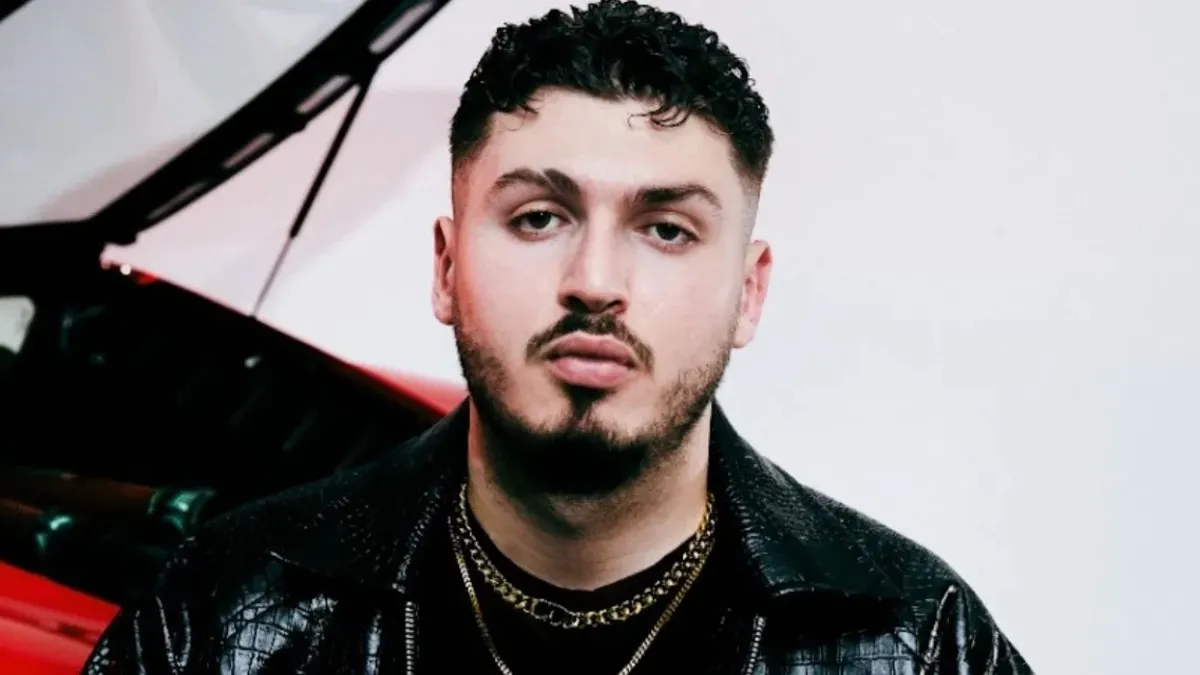 Blok3’ten duygulandıran jest: Babasının hayalindeki otomobili hediye etti