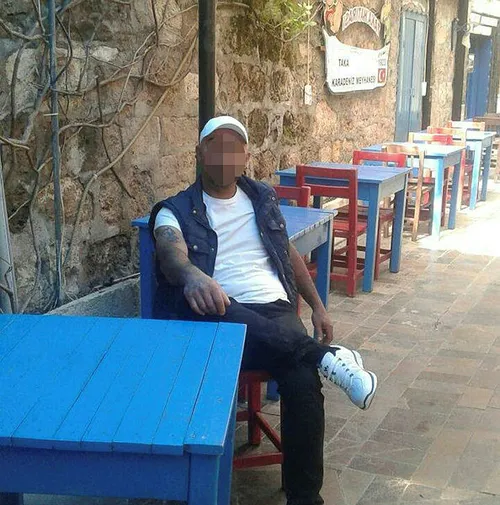 Arkadaşının kulağını maket bıçağıyla kesti! Sebebi ise tüyler ürpertti... - 1