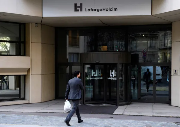 Lafarge için çanlar çalıyor! İnsanlığa karşı suça iştirakten yargılanacak - 4