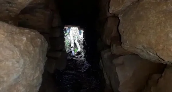 1658316461688.jpg Bir ucu Çengelköy'de diğer ucu Kuzguncuk'ta! Üsküdar'daki gizli tünelle ilgili şoke eden iddia: Küpler dolusu altın çalındı - 5
