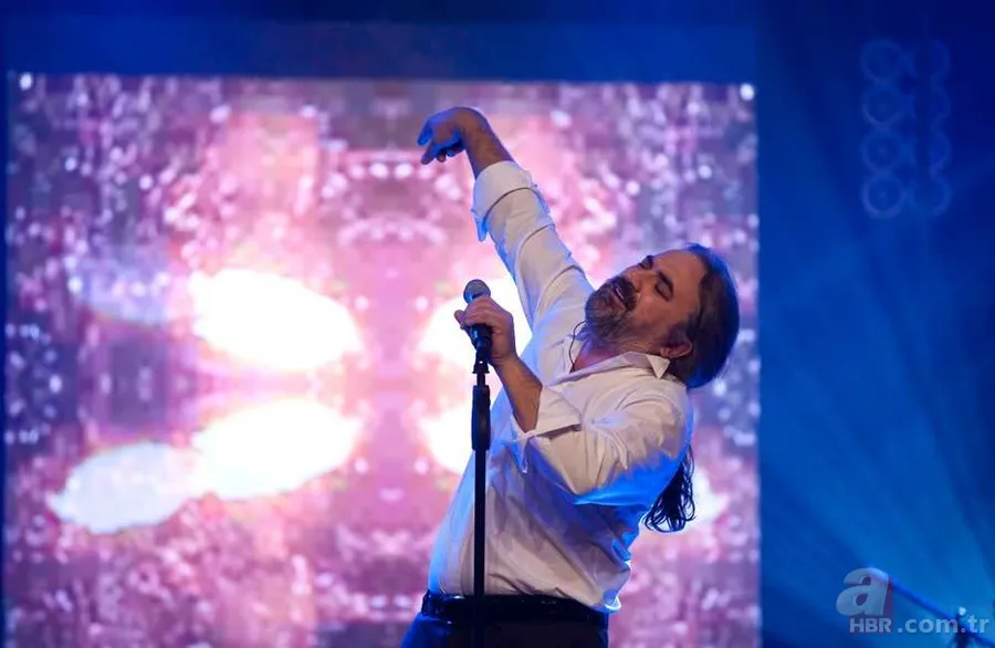 Vasiyeti yerine getirildi! Volkan Konak memleketinde son yolculuğuna uğurlandı 11