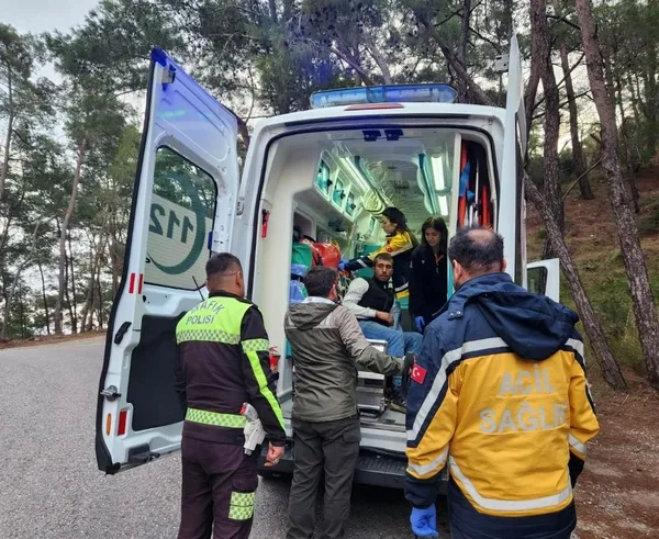 antalyada-orman-yangini-ekipler-kontrol-altina-aldi-1710223236797.jpeg Antalya'da orman yangını kontrol altına alındı! Ekipler uyurken fark etti - 4