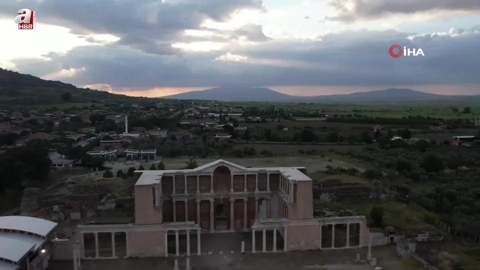 Sardes Antik Kenti Gece Müzeciliğine kavuşuyor