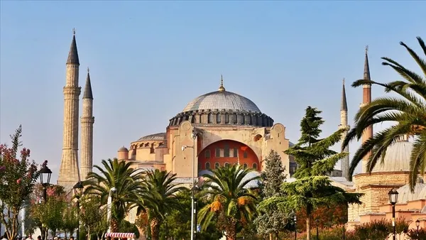 Kültür ve Turizm Bakanı Mehmet Nuri Ersoy'dan flaş Ayasofya açıklaması! Çok ciddi bir tadilat gerçekleştirilecek - 5