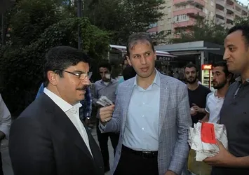 Yasin Aktay: Demirtaş'ın külhan bey tavrından eser kalmadı