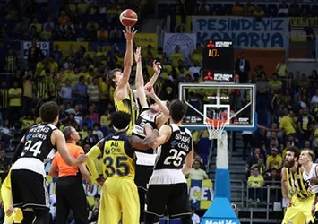 Beşiktaş'a 2 maç ceza geldi