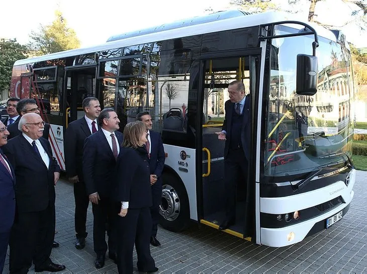 Cumhurbaşkanı Erdoğan, TEMSA’nın elektrikli otobüsü ile Mabeyn Köşkü’ne gitti