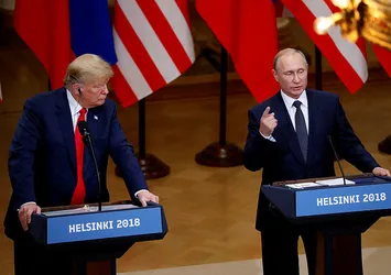 Helsinki'de tarihi zirve