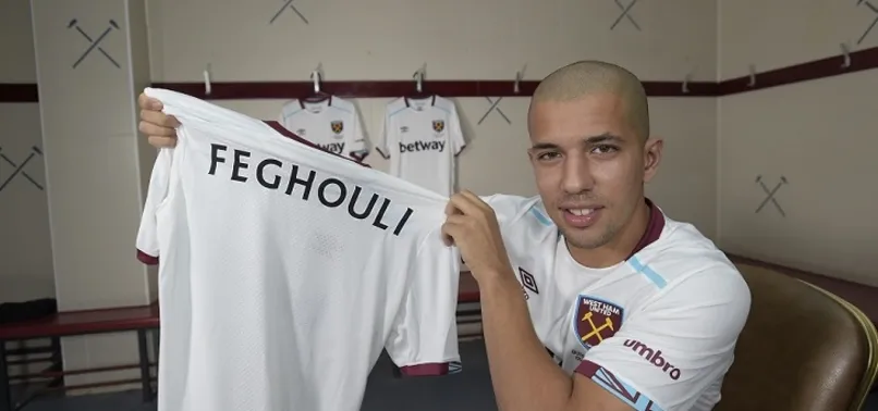 West Ham United, Feghouli'yi kadrosuna kattı