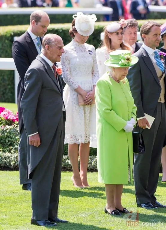 İngiliz Kraliyet ailesinin uymak zorunda olduğu tuhaf kurallar! 21