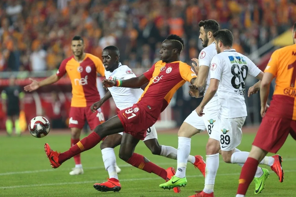Ozet Izle Galatasaray 3 2 Sivasspor Mac Ozeti Ve Golleri Izle Gs Sivas Kac Kac Bitti