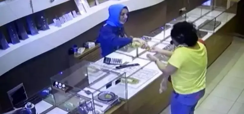 Pendik’te sahte altın kolyeyi kuyumcu bile anlamadı!