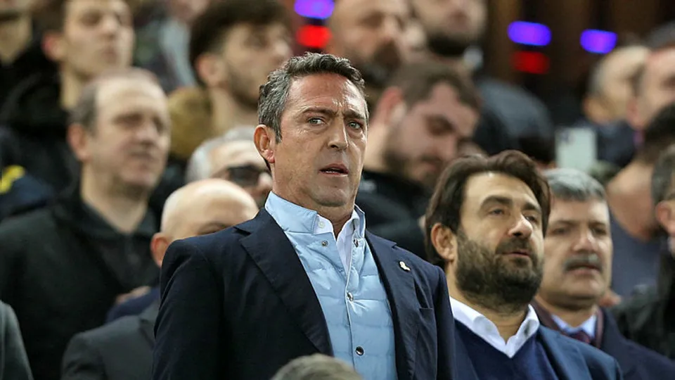Jesus'tan sonra kim gelecek? Fenerbahçe'de hoca arayışları! Dikkat çeken Süper Lig detayı