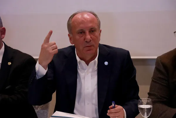 Memleket Partisi lideri Muharrem İnce’den Kılıçdaroğlu’na Jeremy Rifkin eleştirisi! 6’lı masaya gönderme: İş olsun diye zamanı geçiriyorlar