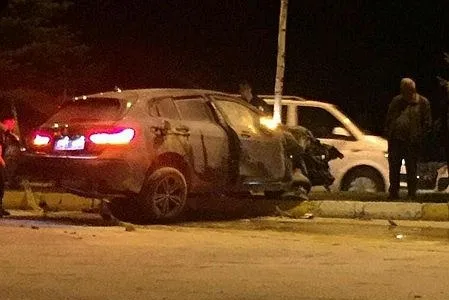 Erzurum'da feci kaza! Ters döndü: 3'ü çocuk 5 yaralı - 1