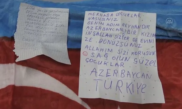 gardastan-gelen-notlar-yureklere-dokundu-sizinleyiz-turkiyem-1676444032502.jpg Gardaştan gelen notlar yüreklere dokundu: Sizinleyiz Türkiye’m - 4