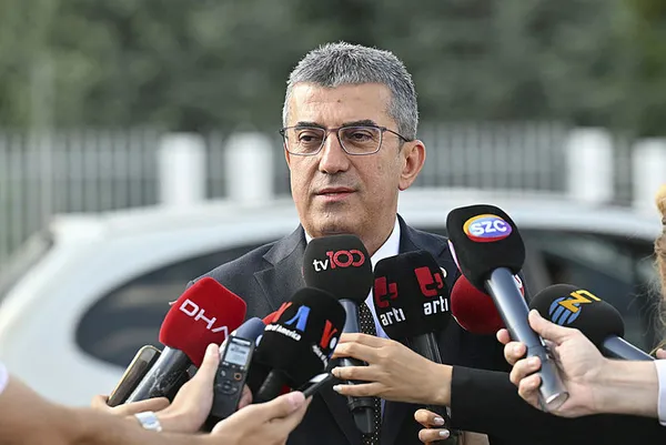 Ekrem İmamoğlu’nun CHP’yi ele geçirme operasyonu! İşte tetikçi Gökhan Günaydın gerçekleri