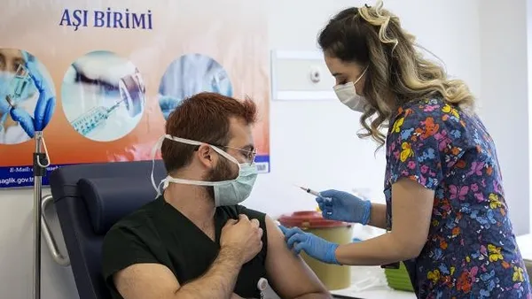 Sağlık Bakanı Fahrettin Koca’dan Bilim Kurulu toplantısı sonrası son dakika açıklaması! Üniversitelerde yüz yüze eğitim başlıyor mu?