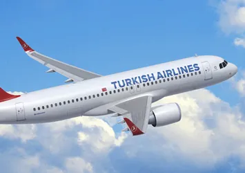 THY uçağına yıldırım isabet etti