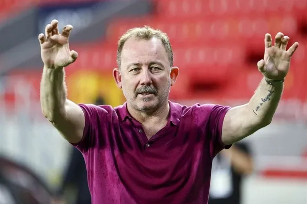 son-dakika-transfer-haberi-besiktas-teknik-direktorluk-konusunda-sergen-yalcin-ile-yeniden-anlasti-iste-yalcinin-yeni-maasi-1623512533205.jpg Son dakika transfer haberi: Beşiktaş teknik direktörlük konusunda Sergen Yalçın ile yeniden anlaştı! İşte Yalçın'ın yeni maaşı - 2