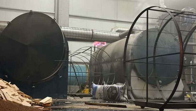 Kaçak tesiste deneme üretimi faciası! Yangın çıktı: Mühür vuruldu