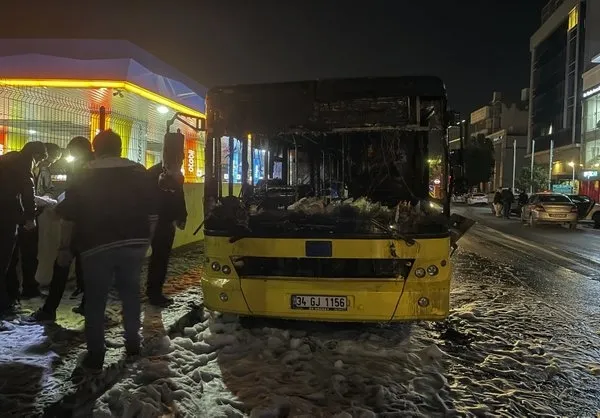 İstanbul’da ulaşım sıkıntısı büyüyor! Vatandaşlar yolda kaldı
