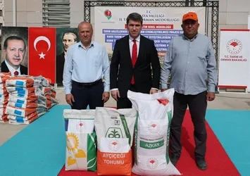 Çiftçilere kuraklığa dayanıklı ayçiçeği ve nohut tohumu desteği
