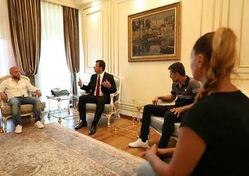 Ekrem İmamoğlu hakkını arayan işçilerle alay etti
