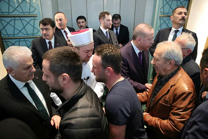 Son dakika: Başkan Erdoğan Cuma namazını Millet Camisi’nde kıldı