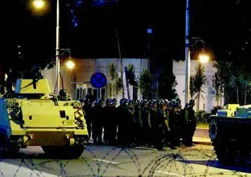 Abilerden eski istihbaratçılara dehşet talimat