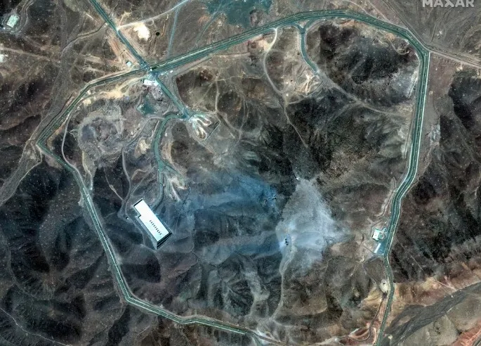 abdde-nukleer-tesis-cikmazi-yonetim-ve-basin-arasinda-istihbarat-raporu-krize-neden-oldu-savunma-bakani-basini-1750953365438.jpg Fotoğraf-AA Arşiv