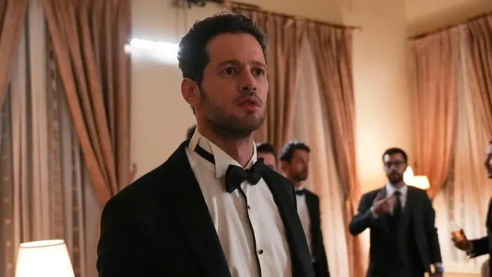 Karadut 2. bölüm: Zuhal aklı ile kalbi arasında kalıyor!