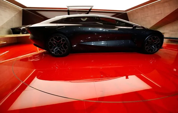 2018 Aston Martin Lagonda Vision Concept