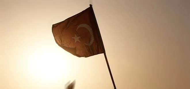 Son dakika: Elazığ’da Türk bayrağına hakarete 2 gözaltı