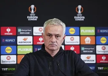 Jose Mourinho'dan Galatasaray'a olay gönderme: Bazı şeyler değişmezse Fenerbahçe'nin şampiyonluğu imkansız