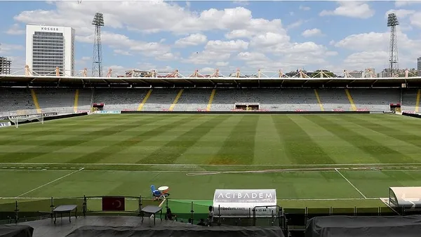 Ankara’da 19 Mayıs Stadı’na dev mitingle veda