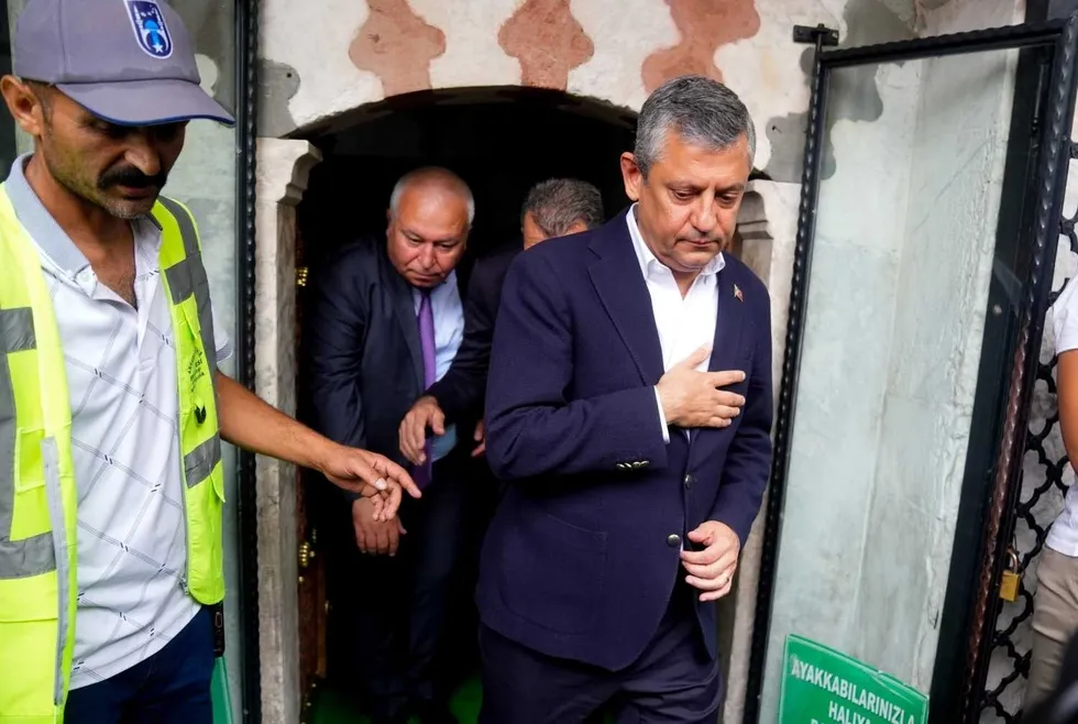 1785822908016.jpeg Yeni Parti, araştırmada yüzde 19,3 ile ikinci sıraya yerleşti. (AA)