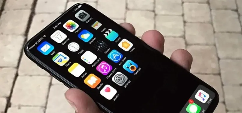 Cüzdan boşaltan iPhone 8 geliyor!