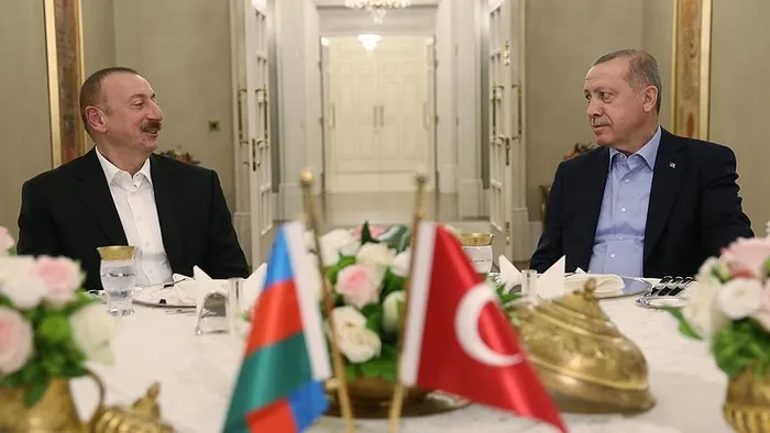 Cumhurbaşkanı Erdoğan, İlham Aliyev'i resmi törenle karşıladı - 8