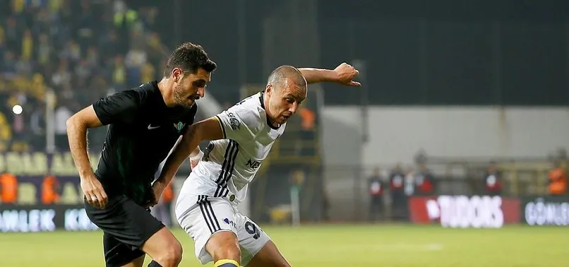 Aatif, Advocaat ile Been'in arasını açtı