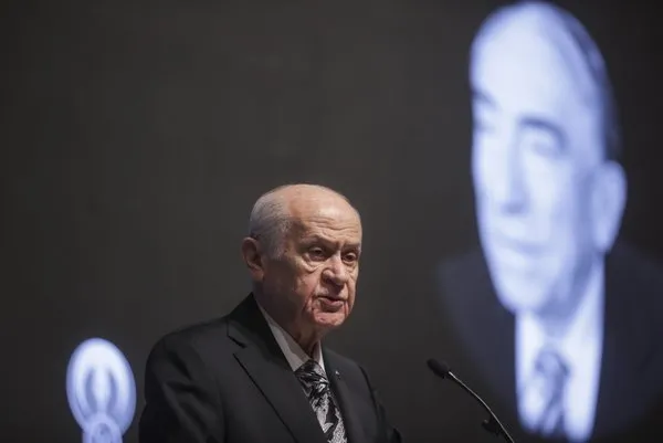 bahceliden-kilicdarogluna-festival-tepkisi-tahrik-ve-tacizleri-yanlis-cok-tehlikelidir-1662155349710.jpg Bahçeli'den Kılıçdaroğlu'na 'festival' tepkisi: Tahrik ve tacizleri yanlış çok tehlikelidir - 3